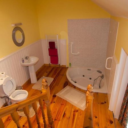 Clarmont Guest House Portrush Buitenkant foto
